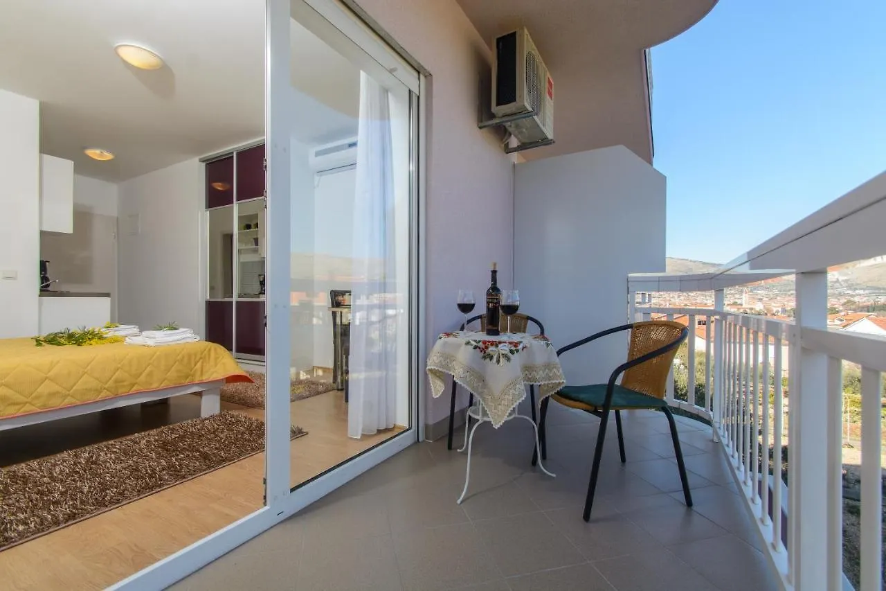 Apartments With A Parking Space Trogir - 15440 Croatia