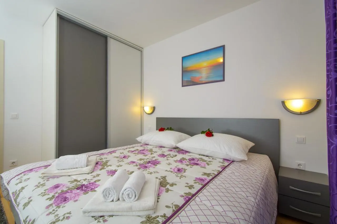 Apartments With A Parking Space Trogir - 15440 Croatia
